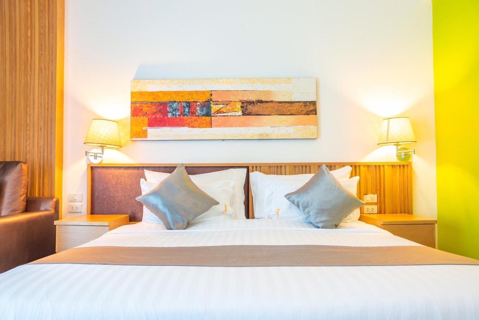 Mamaison Hotel Buriram Bagian luar foto