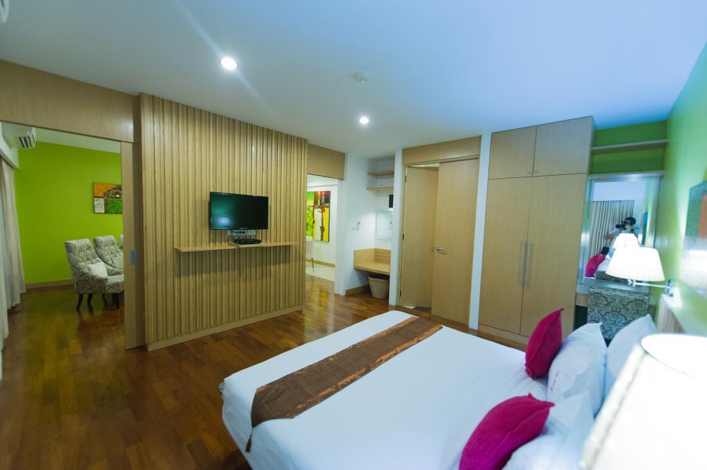 Mamaison Hotel Buriram Bagian luar foto