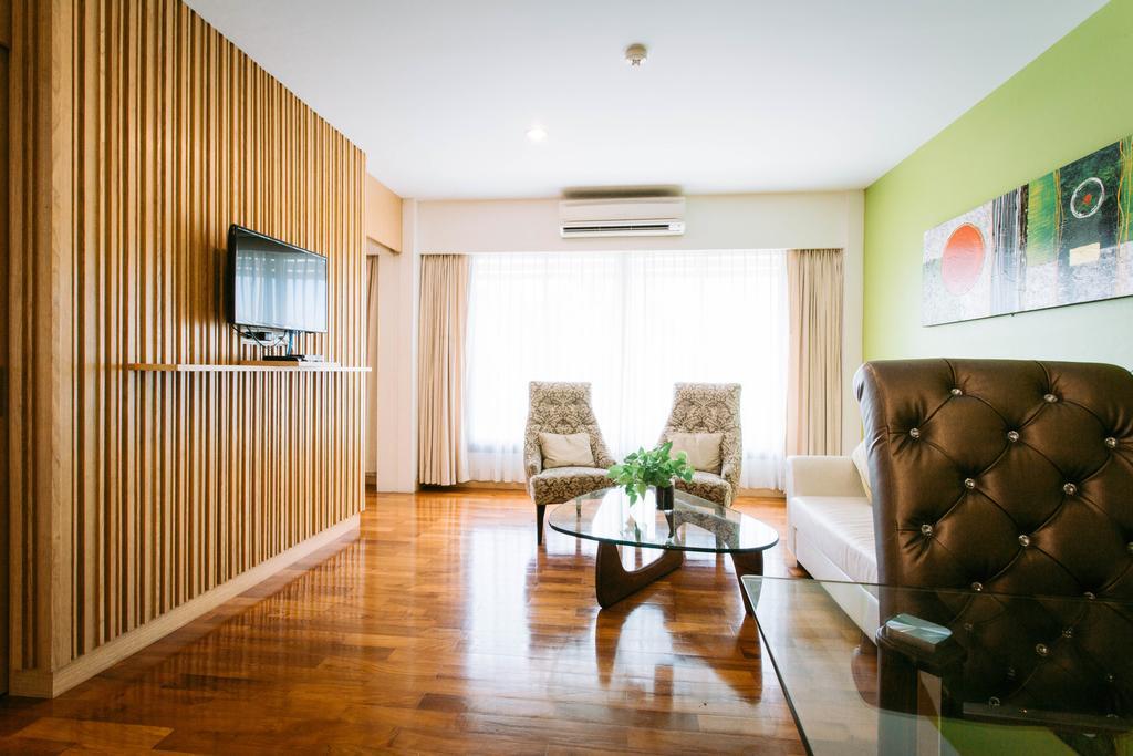 Mamaison Hotel Buriram Bagian luar foto